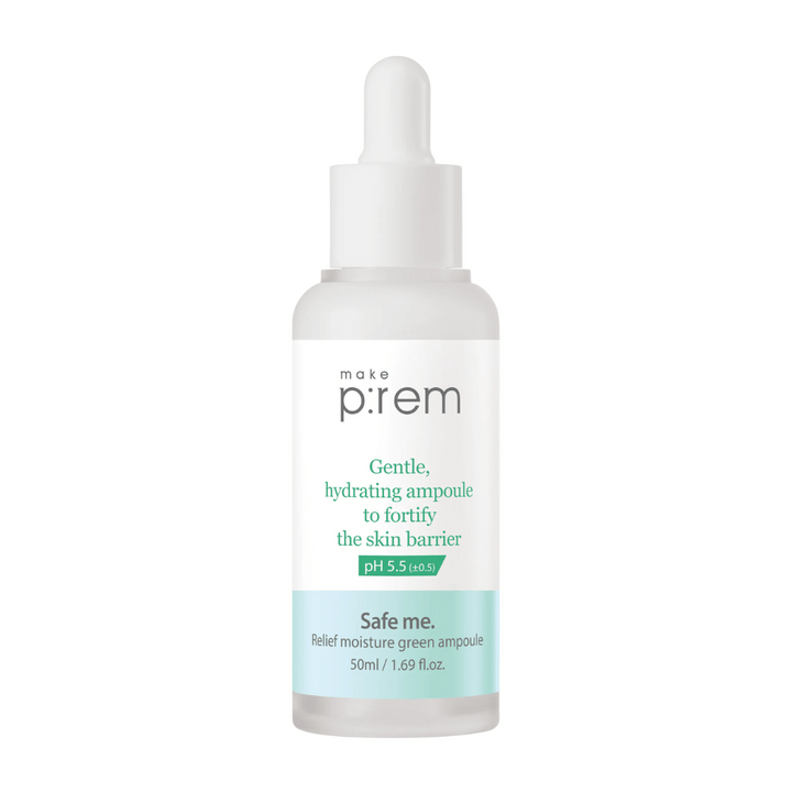 Stängd flaska av Safe Me Relief Moisture Green Ampoule, återfuktande serum för hudbarriären, pH 5.5, på vit bakgrund.